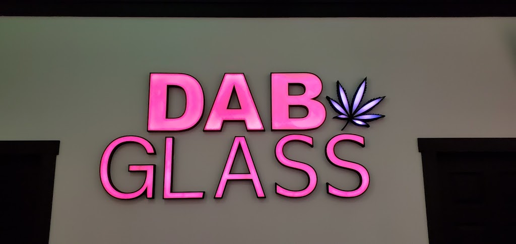 Dab Glass | 685 Fischer-Hallman Rd Unit M, Kitchener, ON N2E 4E9, Canada | Phone: (519) 208-4527