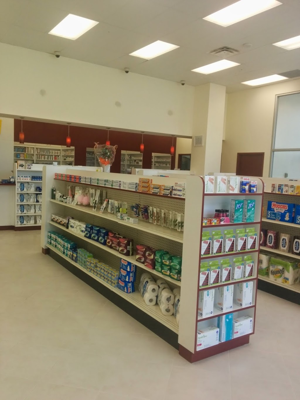 World Pharmacy | 7163 Yonge St #128, Thornhill, ON L3T 2A9, Canada | Phone: (905) 597-5150