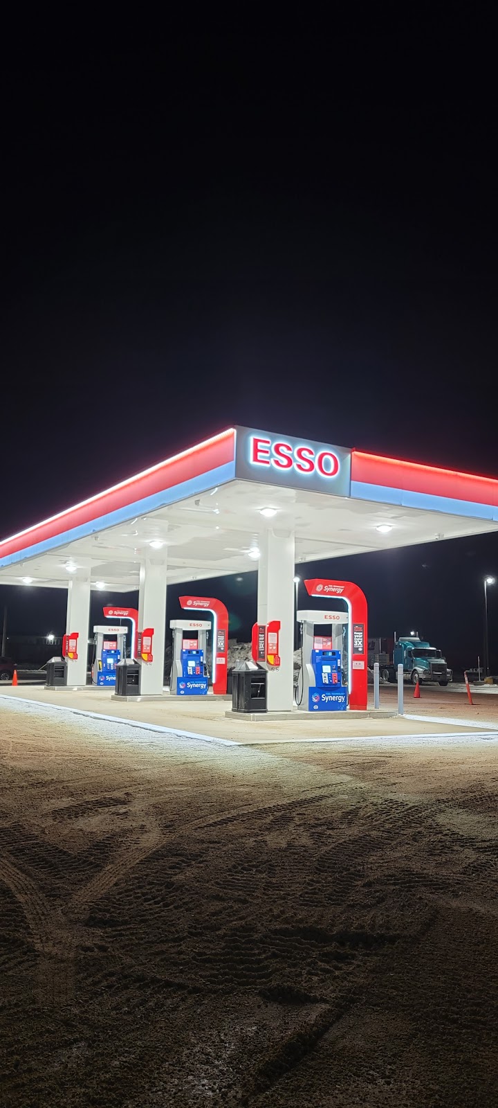 ESSO Deacons Corner | 18 Birkett Way Unit A, Navin, MB R5T 0K1, Canada | Phone: (204) 333-8072