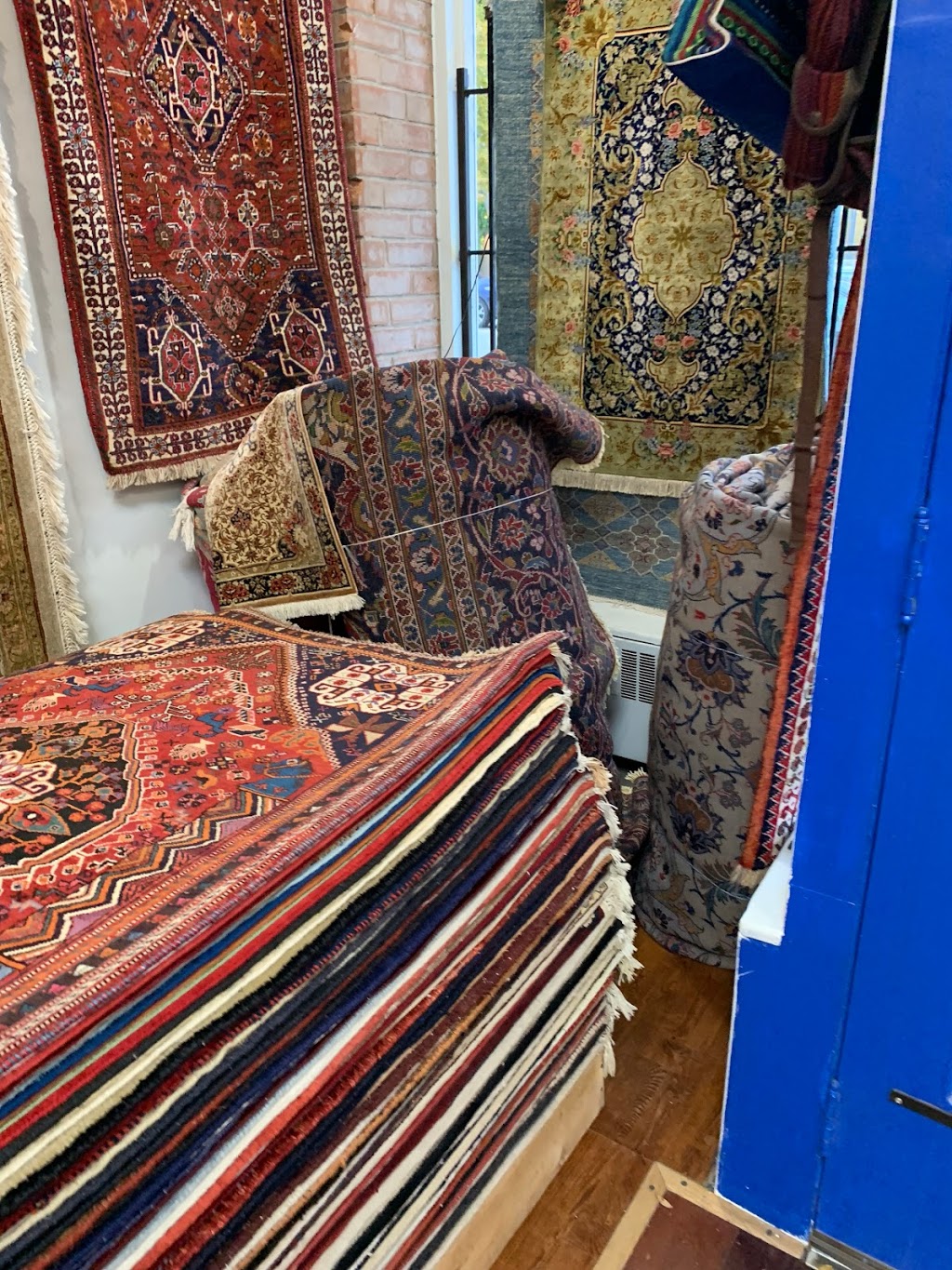 Persian Rugs Richmond Hill | 70 Newkirk Rd unit 4, Richmond Hill, ON L4C 3G3, Canada | Phone: (647) 874-8207