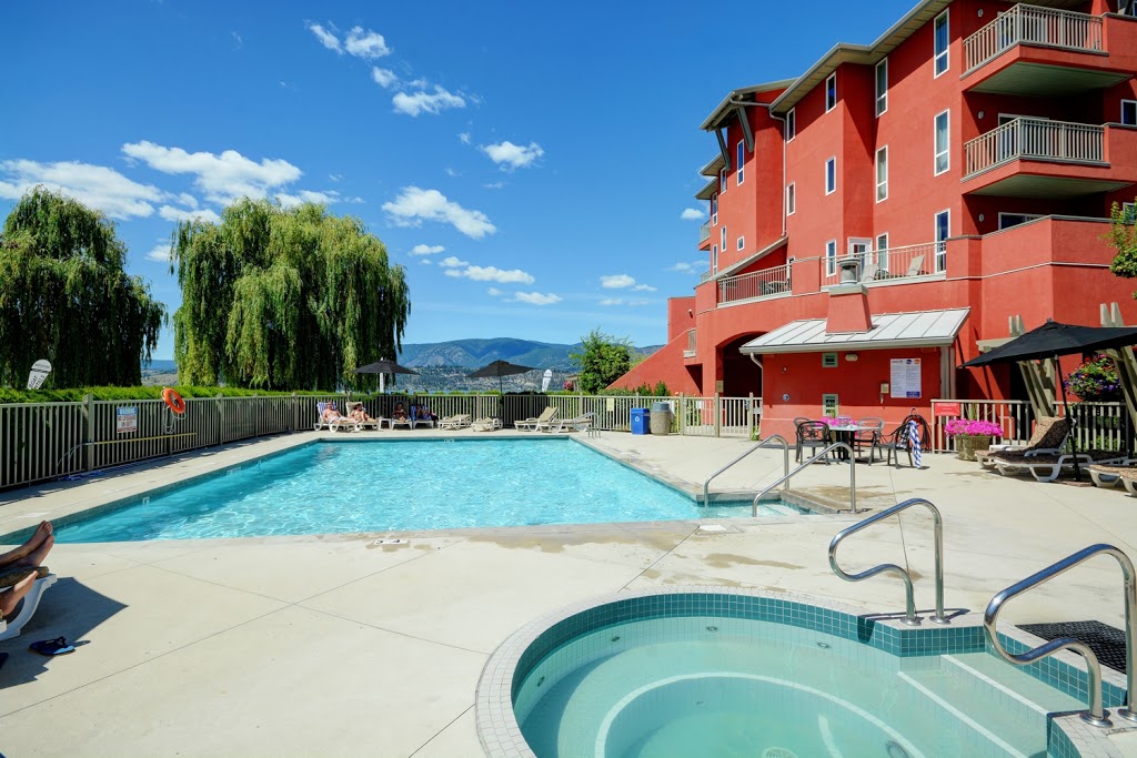 Manteo Resort Waterfront Hotel | 3762 Lakeshore Rd, Kelowna, BC V1W 3L4, Canada | Phone: (250) 860-1031