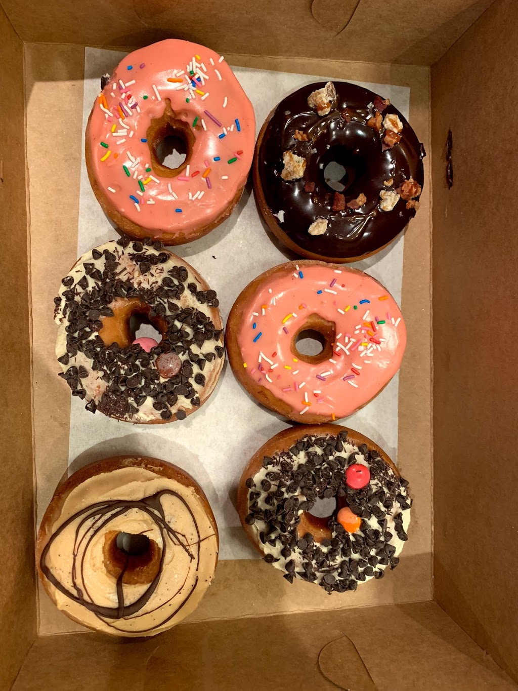 Von Doughnuts | 713 Danforth Ave, Toronto, ON M4J 1L2, Canada | Phone: (416) 901-8663