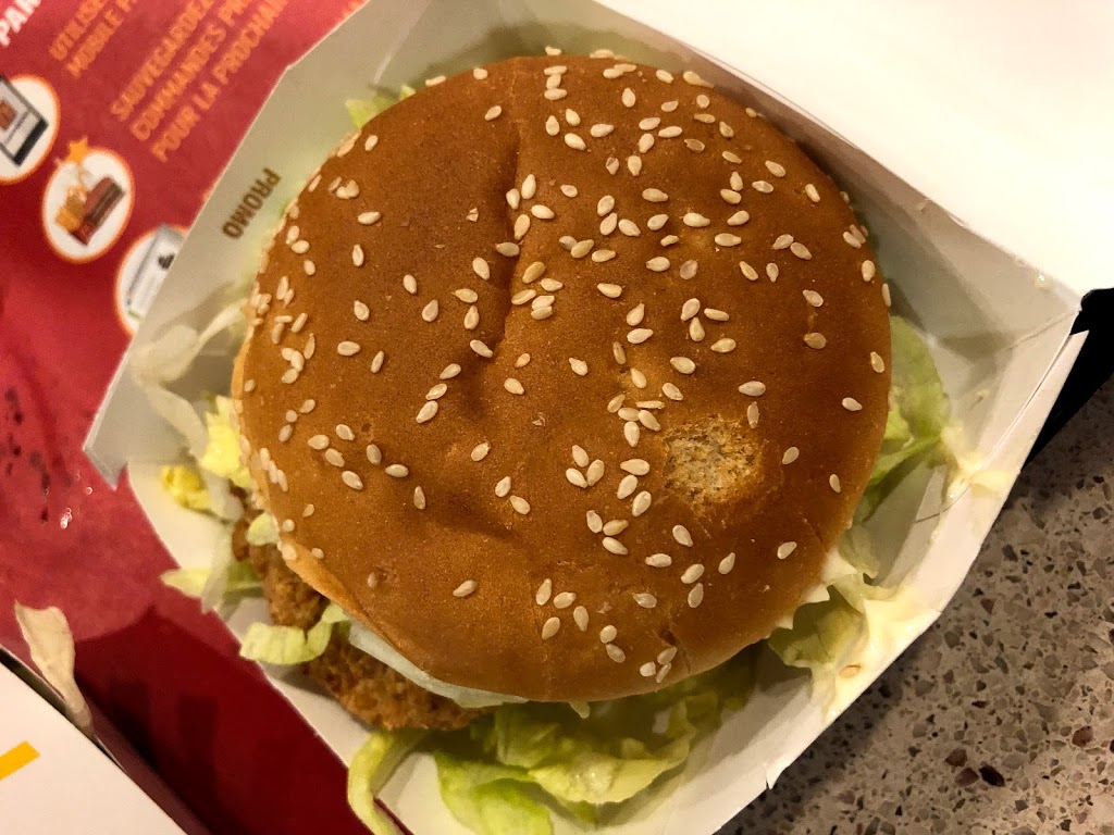 McDonalds | 990 Autoroute des Laurentides, Saint-Jérôme, QC J5L 2S4, Canada | Phone: (450) 224-0110