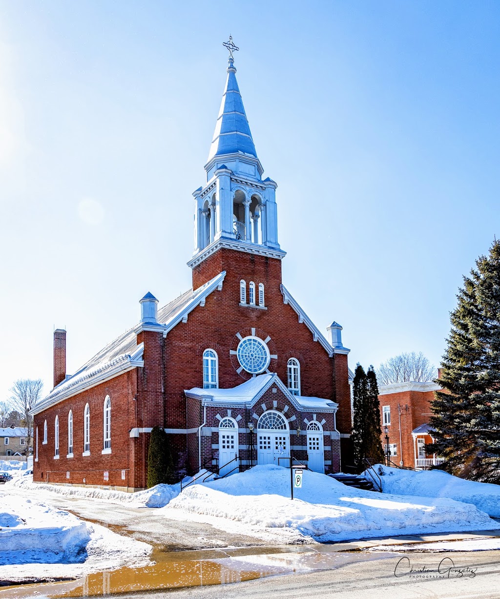 Église catholique Saint-Thomas-d’Aquin | 413 Rue Main, Hudson, QC J0P 1H0, Canada | Phone: (450) 458-5322