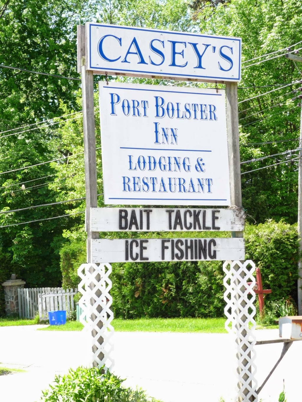 Caseys Fish Huts on Lake Simcoe | 81 Clovelly Cove, Cannington, ON L0E 1E0, Canada | Phone: (705) 437-1560