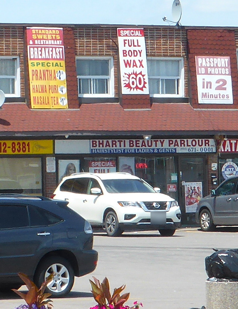 Bharti Beauty Parlour | 2881 Derry Rd E, Mississauga, ON L4T 1A6, Canada | Phone: (905) 671-0001
