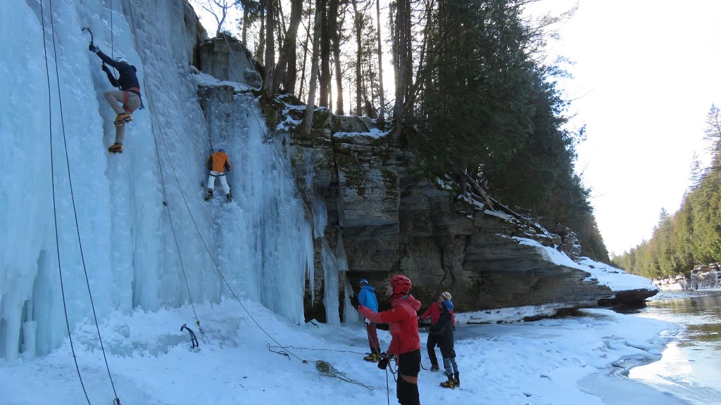 Passion Climbing | Activities And Training Climbing Outdoor | 5112 QC-155, Trois-Rives, QC G0X 2C0, Canada | Phone: (819) 690-0199