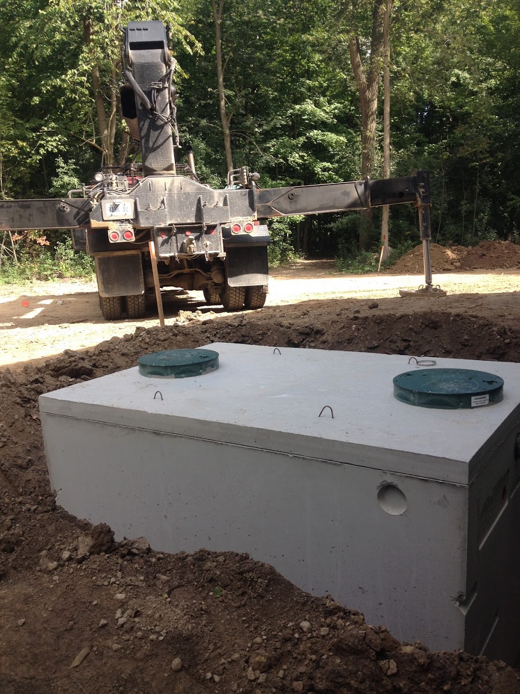 Huber Excavating & Septic Installation | 1323 Queen St N, New Dundee, ON N0B 2E0, Canada | Phone: (519) 465-2707