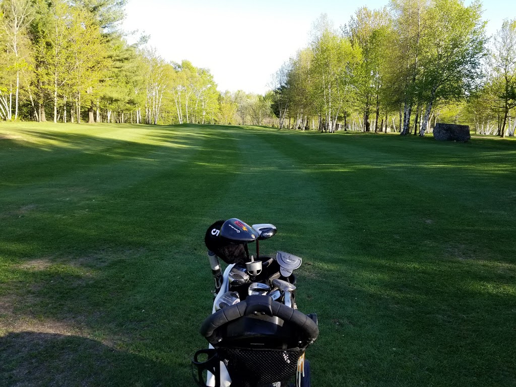 Golf Les Rivieres | 6500 Boulevard des Forges, Trois-Rivières, QC G8Y 7E3, Canada | Phone: (819) 378-7871