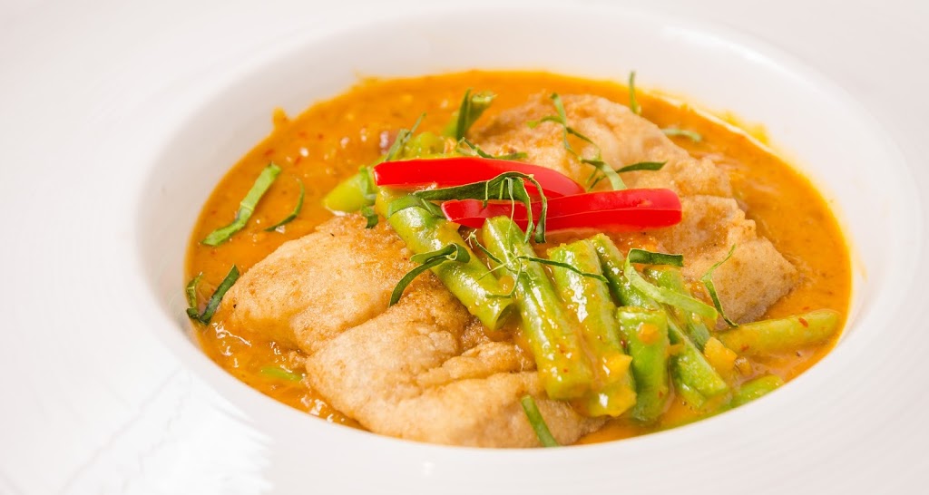 Pattaya Thai Kitchen | 2326 Queen St E, Toronto, ON M4E 1G9, Canada | Phone: (416) 694-5000