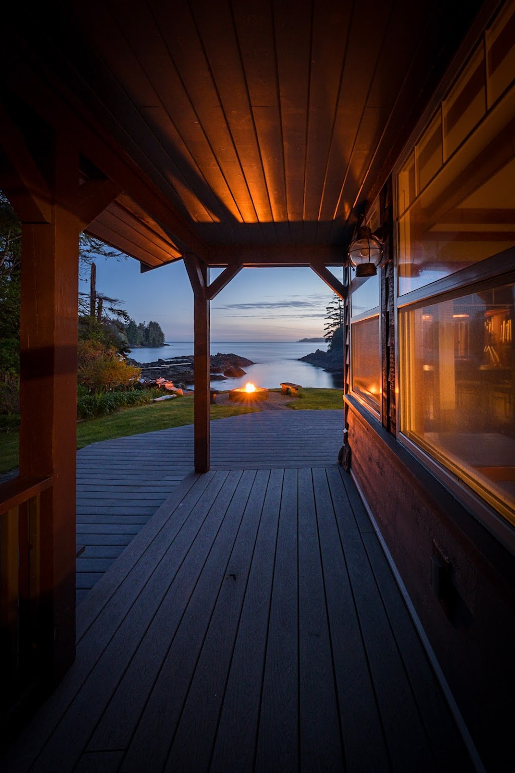 Outer Shores Lodge | 49 Michelsens Ln, Bamfield, BC V0R 1B0, Canada | Phone: (250) 650-2930