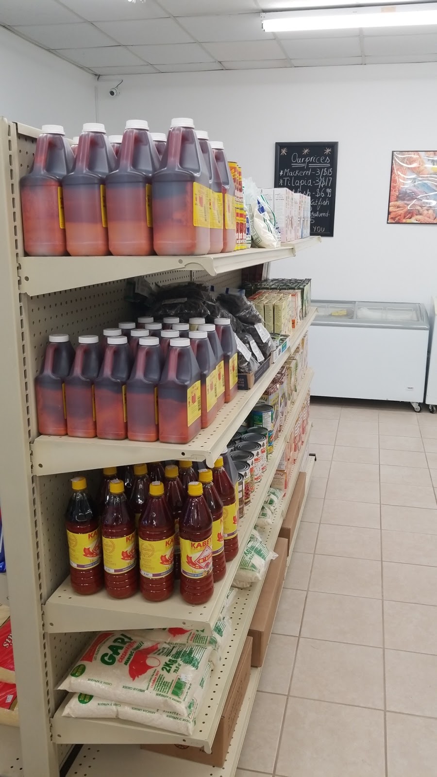 Nepean Mini Market | 2194 Robertson Rd #21, Nepean, ON K2H 9J5, Canada | Phone: (613) 680-5900