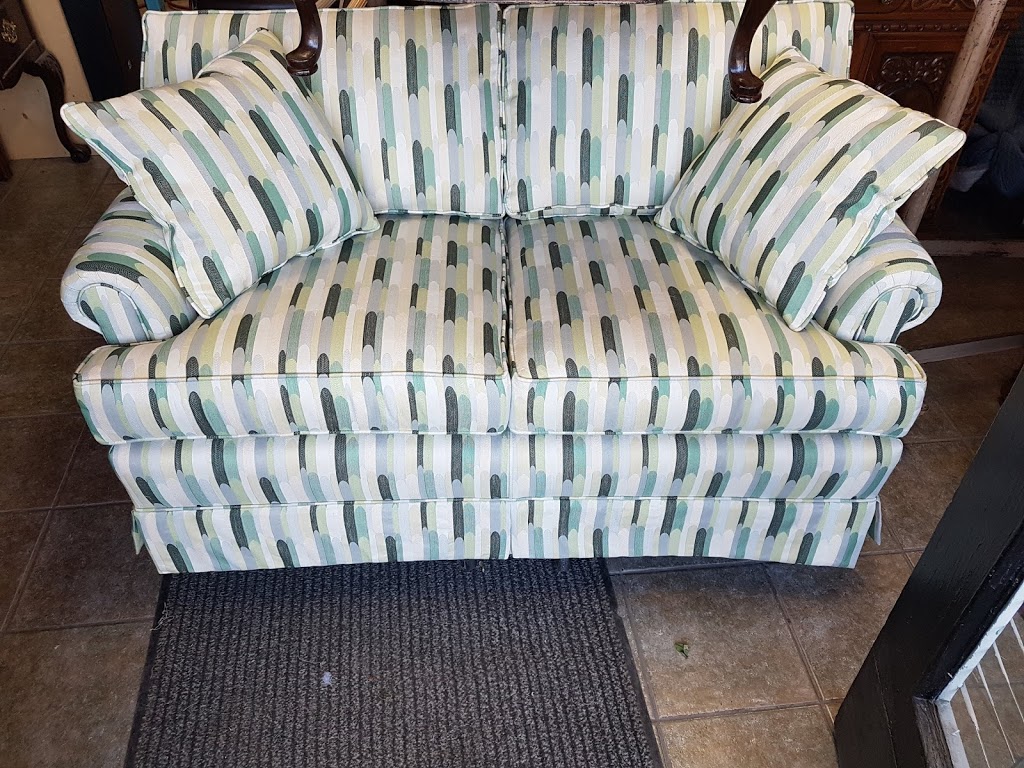 Eric Upholstering | 2036 Eglinton Ave W, York, ON M6E 2K5, Canada | Phone: (416) 781-1163