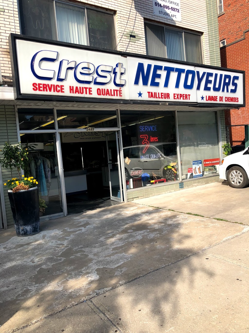 Crest Cleaners | Avenue Victoria, Montréal, QC H3W 2P9, Canada | Phone: (514) 738-4451