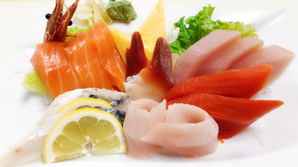 Ding Sushi Japenese Restaurant | 6351 152 St #103, Surrey, BC V3K 3S8, Canada | Phone: (604) 507-0811