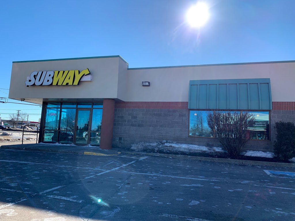 Subway | 1845 Mountain Rd, Moncton, NB E1G 1A8, Canada | Phone: (506) 852-9008