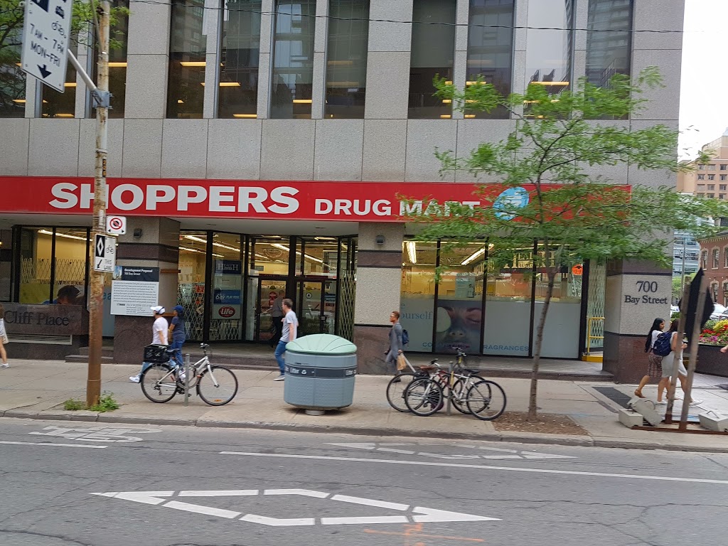 Shoppers Drug Mart | 700 Bay St, Toronto, ON M5G 1Z6, Canada | Phone: (416) 979-2424