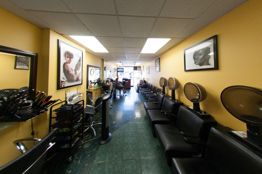 Nadines Hair Studio | 1562 Eglinton Ave W, York, ON M6E 2G8, Canada | Phone: (416) 781-3065