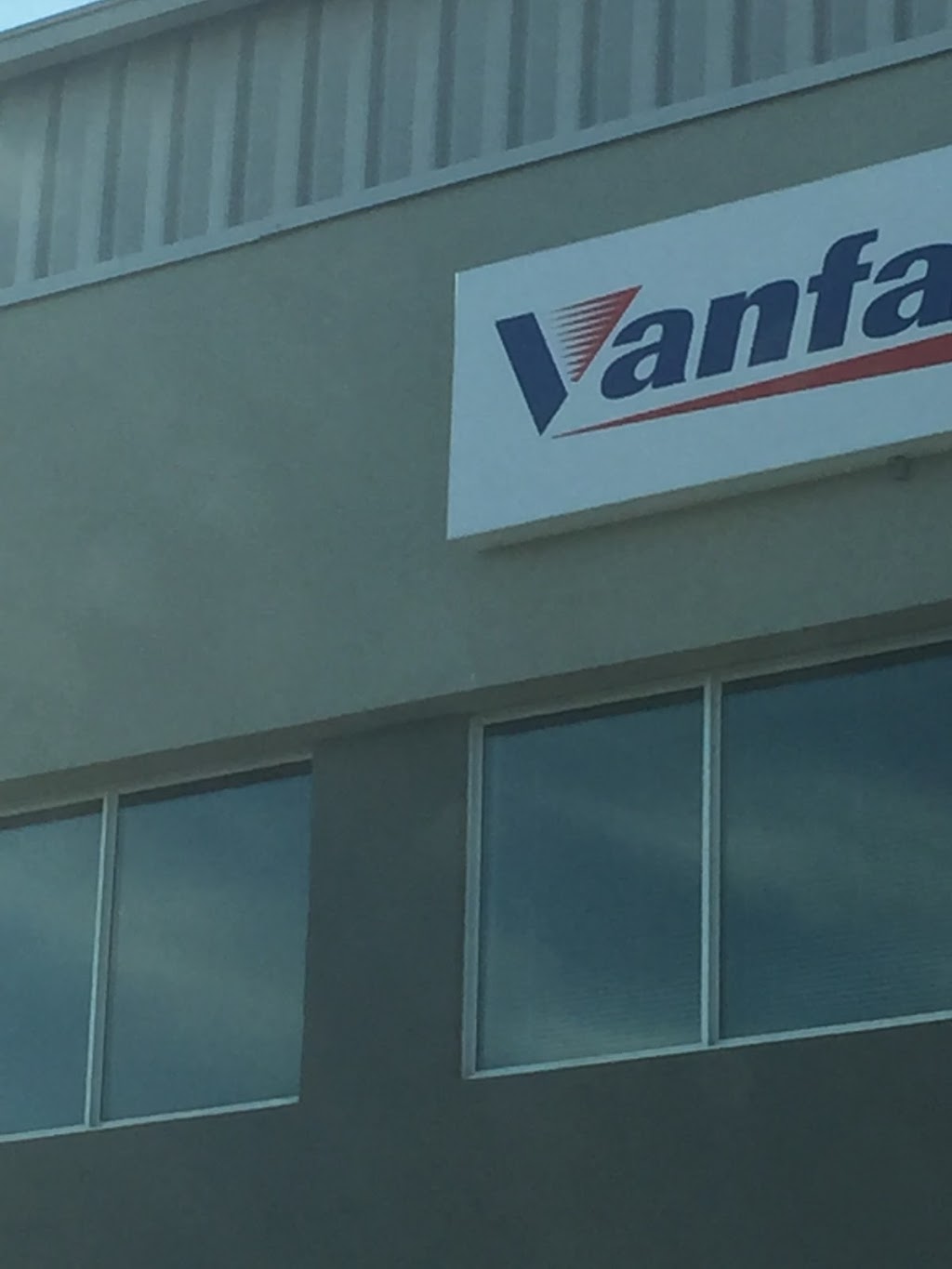 Vanfax | 520 12th Avenue E Bay C, Regina, SK S4N 7N6, Canada | Phone: (306) 359-6888