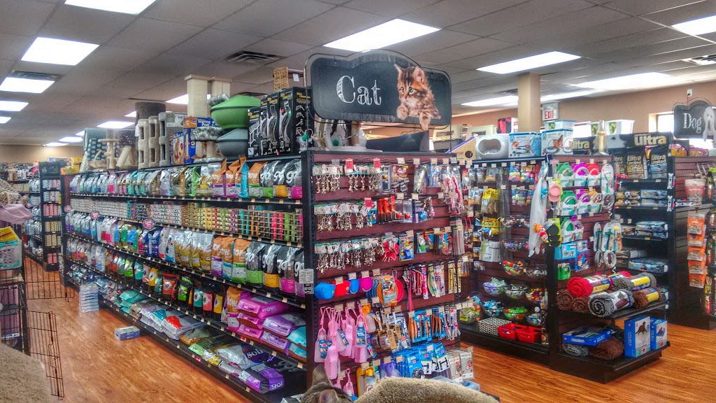 Pet Valu | 125 The Queensway, Etobicoke, ON M8Y 1H6, Canada | Phone: (647) 351-2088