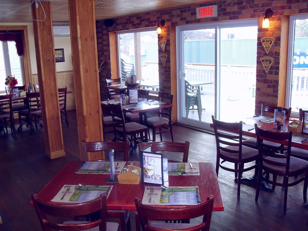 Pizzeria Stratos | 440 Rue Saint Gabriel, Saint-Tite, QC G0X 3H0, Canada | Phone: (418) 365-6666