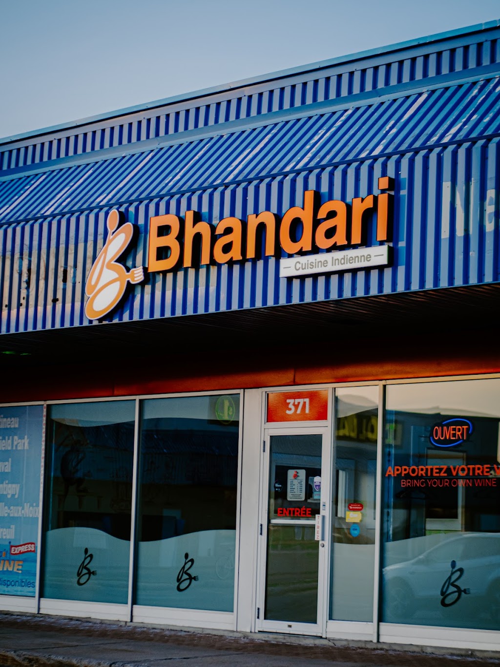 Bhandari Cusine Indienne (Vaudreuil) | 371 Bd Harwood, Vaudreuil-Dorion, QC J7V 7W1, Canada | Phone: (450) 218-9601