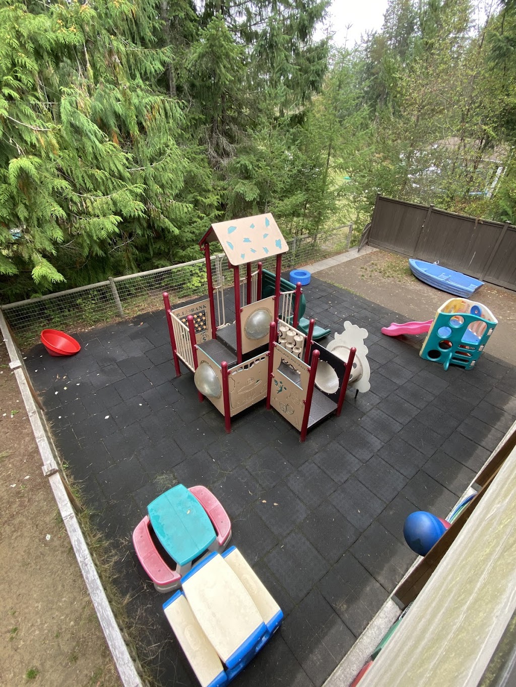 A Childs Place (Play Learn & Care Environment) | 1827 Gibbs Rd, Errington, BC V0R 1V0, Canada | Phone: (250) 954-0801