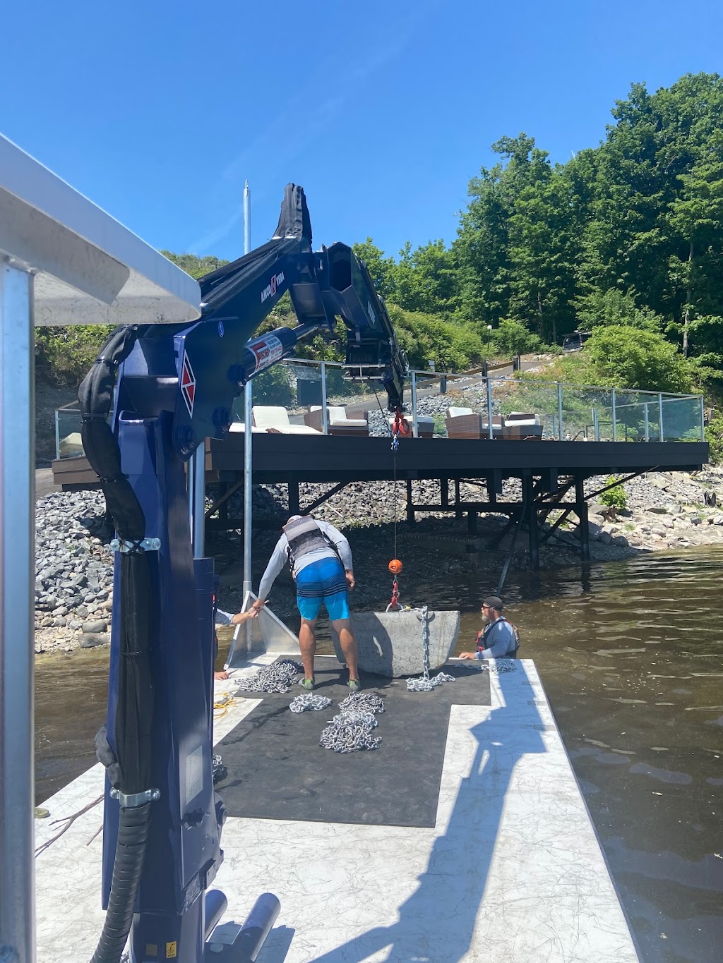 Waterside Dock Systems | 46 Rue de Davos, Lac-Sainte-Marie, QC J0X 1Z0, Canada | Phone: (613) 213-1666