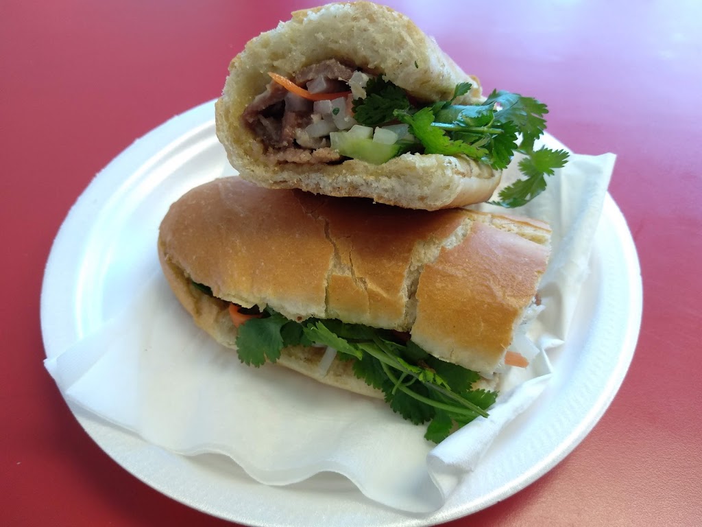 Banh Mi Khanh Hoa ( Khanh Hoa Fresh Meats & Delights) | 834 Notre Dame Ave, Winnipeg, MB R3E 0M5, Canada | Phone: (204) 504-7688