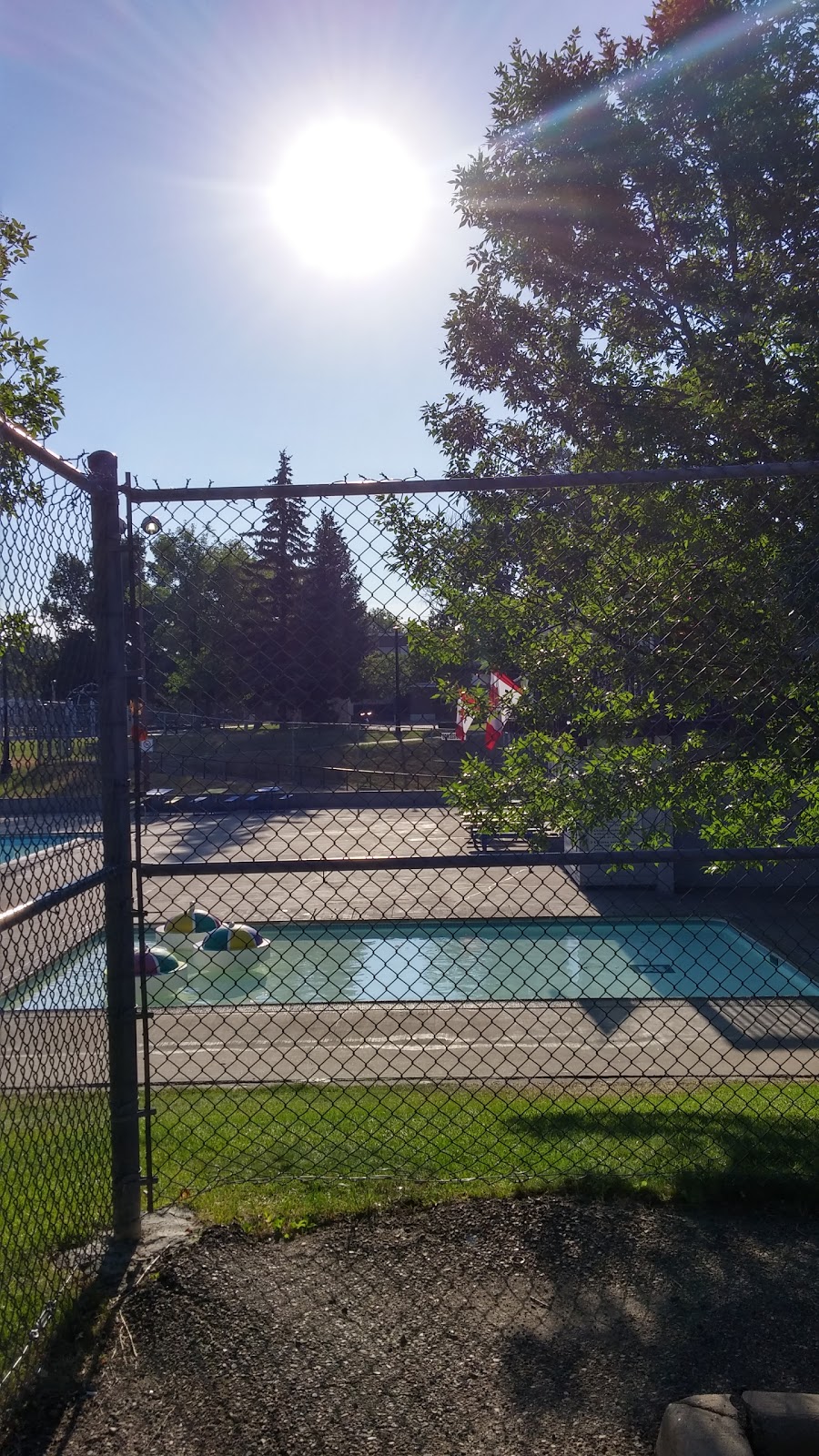 Westminster Outdoor Public Pool | 411 16 St N, Lethbridge, AB T1H 3A2, Canada | Phone: (403) 320-3058