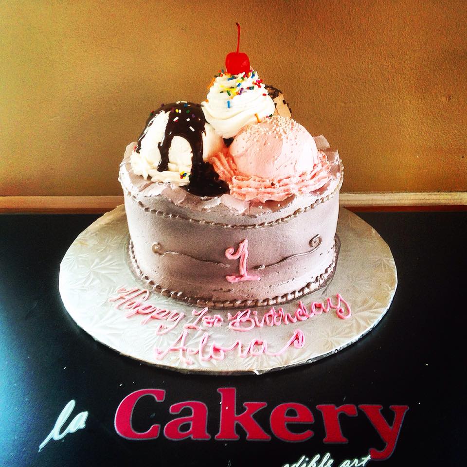 la Cakery | 6-954 Leathorne St, London, ON N5Z 3M5, Canada | Phone: (519) 601-5444