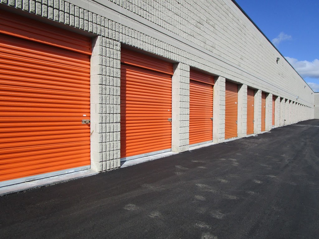 Dayton Self Storage | 100 Burncrest Rd, Markham, ON L3R 0B7, Canada | Phone: (905) 475-6262