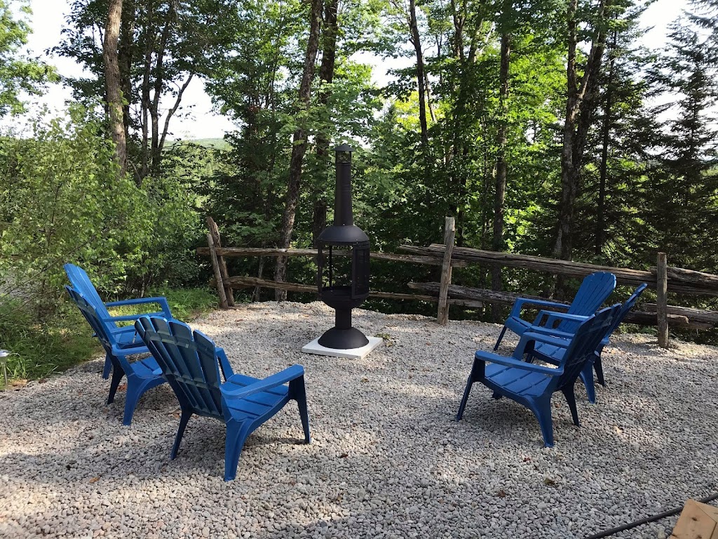 Au Refuge la Petite Rivière | 531 Chemin Ste Marie, Lac-aux-Sables, QC G0X 1M0, Canada | Phone: (418) 507-3598