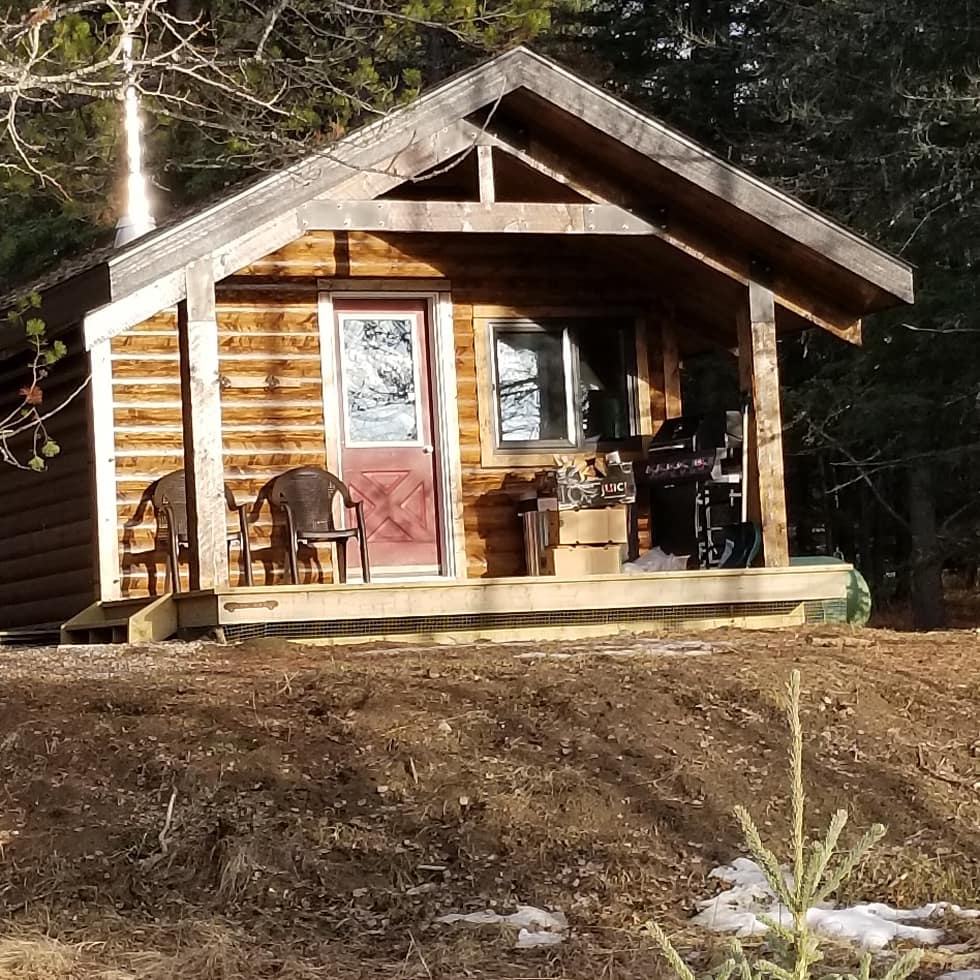 Bearberry Cabins | Clearwater County, AB T0M 1C0, Canada | Phone: (403) 638-4153