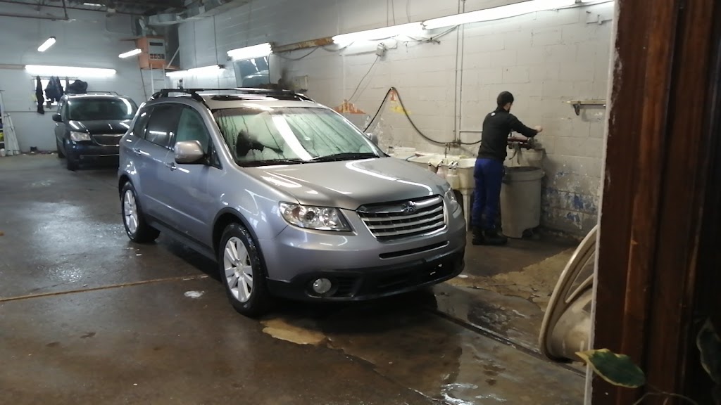 Lave Auto Euro 2009 | 3670 Rue Sabrevois, Montréal-Nord, QC H1H 2W6, Canada | Phone: (514) 756-3070