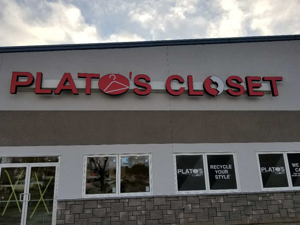 Platos Closet | 331A 105 Street East, Saskatoon, SK S7N 1Z4, Canada | Phone: (306) 974-3900