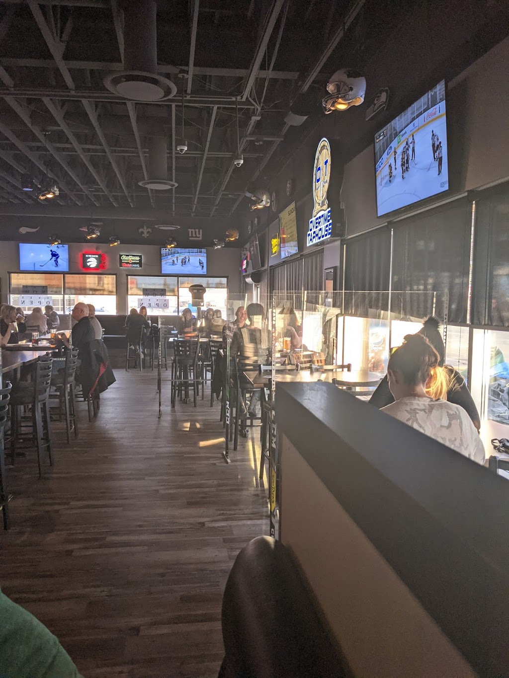 Overtime Taphouse | Parking lot, 6608 48 Ave, Camrose, AB T4V 4R1, Canada | Phone: (780) 672-8880