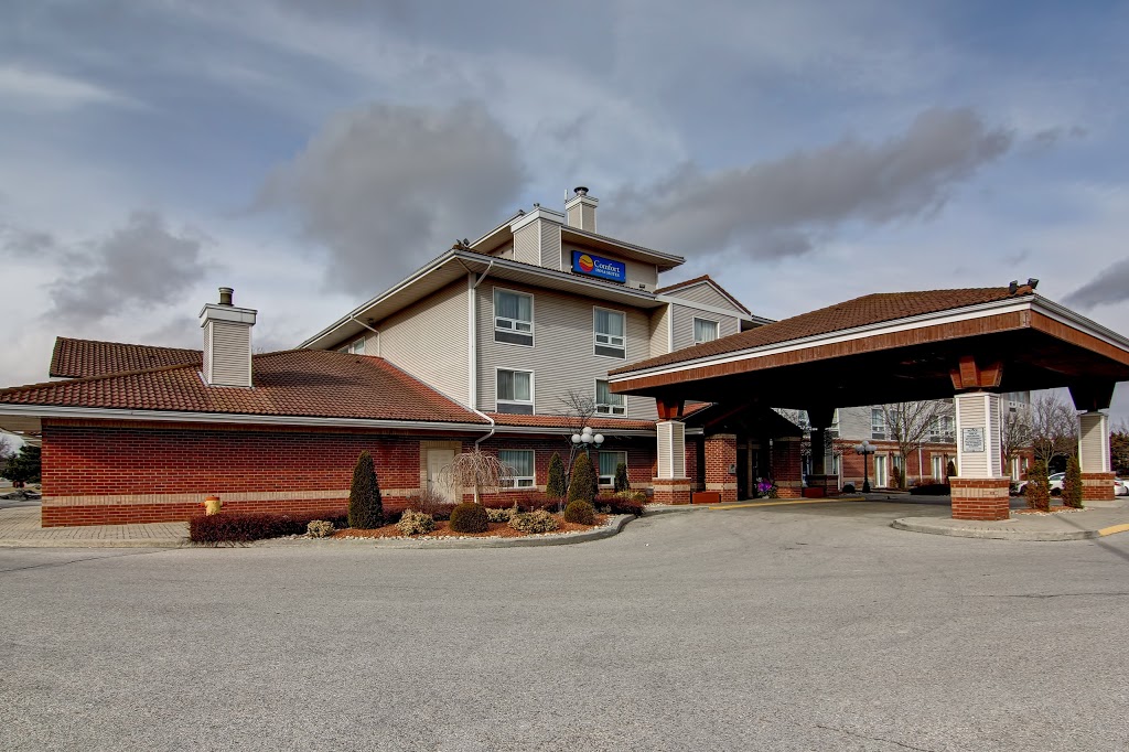 Comfort Inn & Suites | 20 Samnah Crescent, Ingersoll, ON N5C 3J7, Canada | Phone: (519) 425-1100