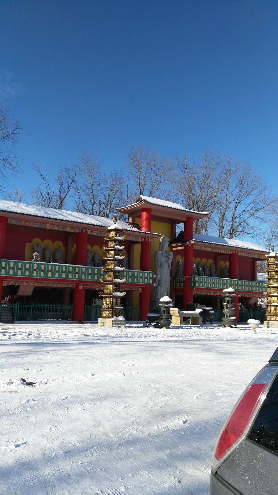 International Buddhist Zen Temple | 5686 Lewis Ave, Niagara Falls, ON L2G 3S1, Canada | Phone: (905) 358-8044