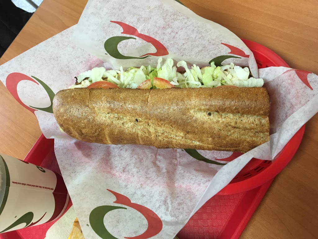 Quiznos | 601 Ford Dr, Oakville, ON L6J 7Z6, Canada | Phone: (905) 815-8100