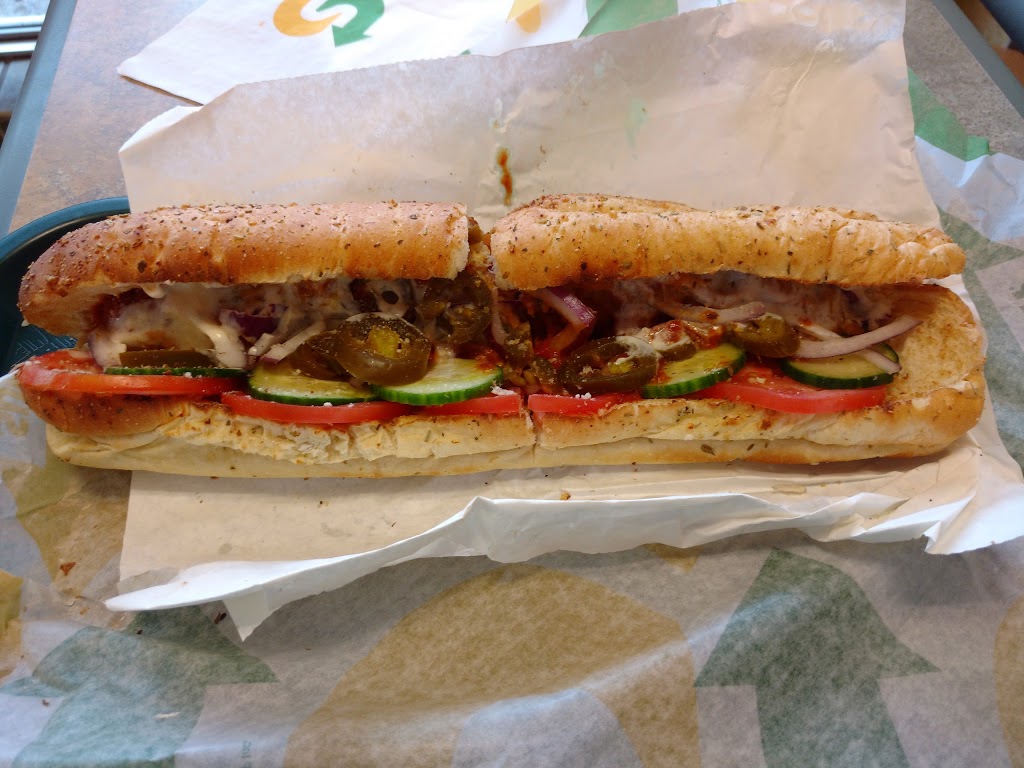 Subway | 802 Sheppard Ave E, North York, ON M2K 1C3, Canada | Phone: (416) 222-4404