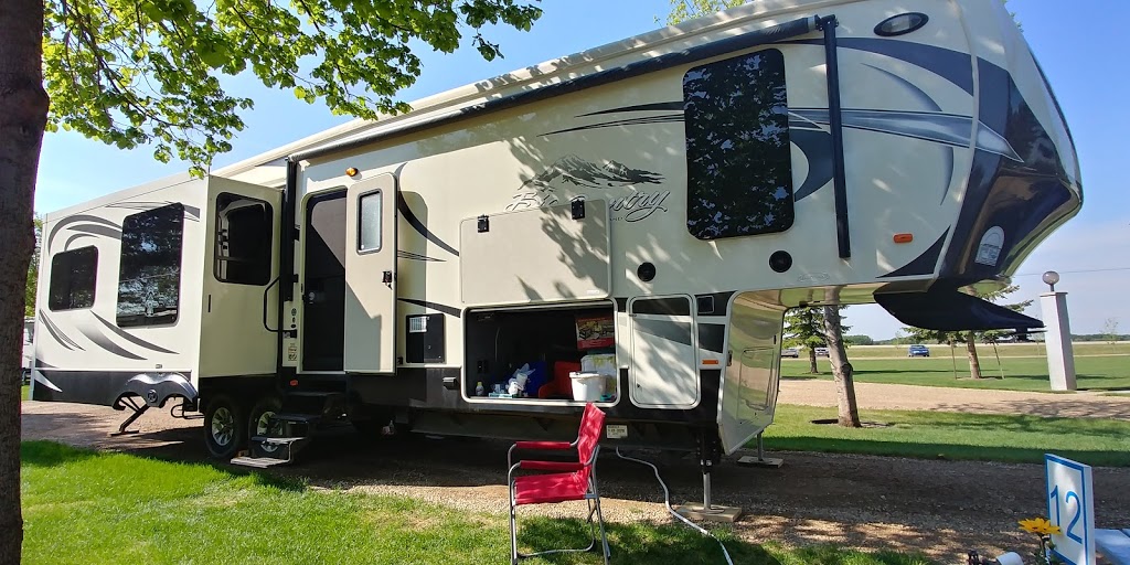 River Valley RV Park | 201 Service Rd W, Langham, SK S0K 2L0, Canada | Phone: (306) 283-4672