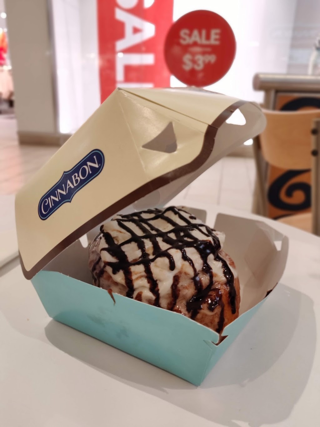 Cinnabon | 900 Dufferin St, Toronto, ON M6H 4B1, Canada | Phone: (416) 537-5864