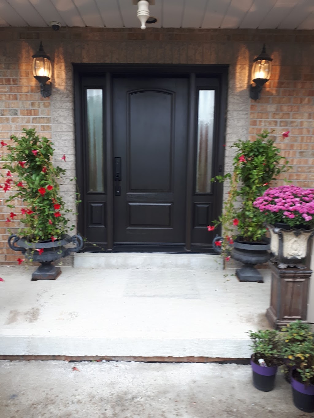 Creative Distinction Windows and Doors | 80 Marco Crescent, Woodbridge, ON L4L 6A8, Canada | Phone: (416) 720-6394