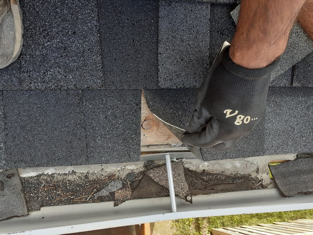 All Season Roofing, Orangeville: Roof Repair and maintenance | 388 Marshall Crescent, Orangeville, ON L9W 4W5, Canada | Phone: (647) 703-3493