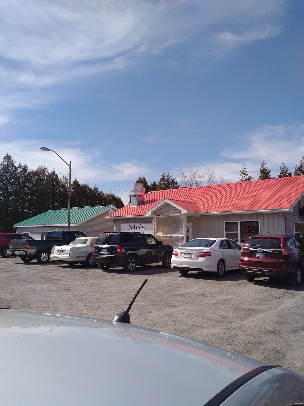Mos Diner | 5104 ON-138, St Andrews West, ON K0C 2A0, Canada | Phone: (613) 938-4720