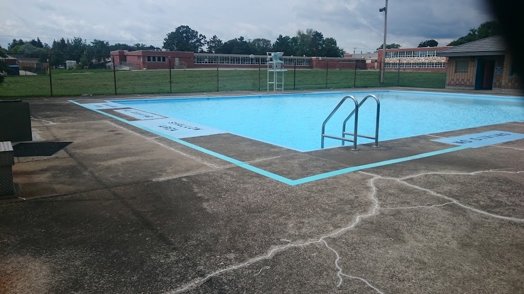 Chedoke Outdoor Pool | 90 W 25th St, Hamilton, ON L9C 4X3, Canada | Phone: (905) 546-3722