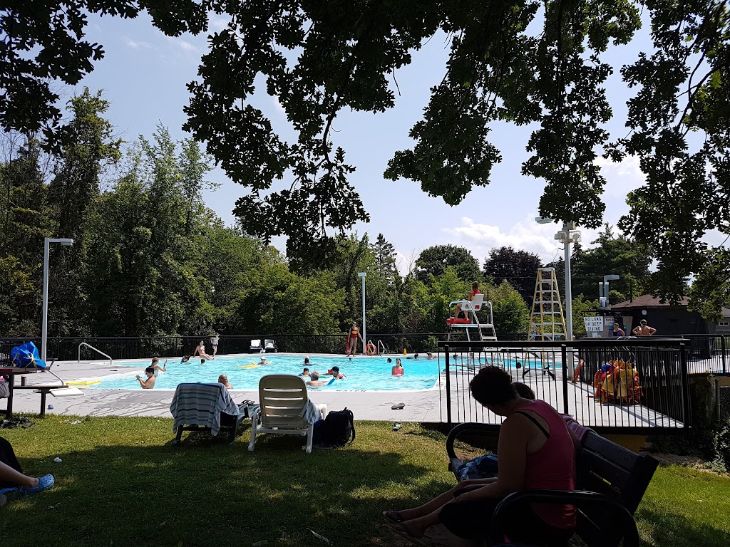 Corkstown Outdoor Pool | 61 Corkstown Rd, Ottawa, ON K3H 5B3, Canada | Phone: (613) 820-1636