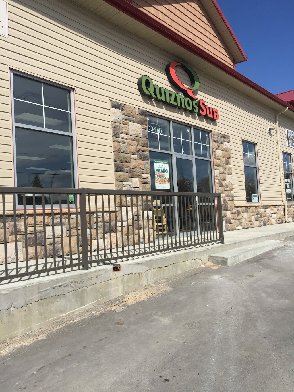 Quiznos | 4529 49 Ave #100, Olds, AB T4H 1A4, Canada | Phone: (403) 556-9901