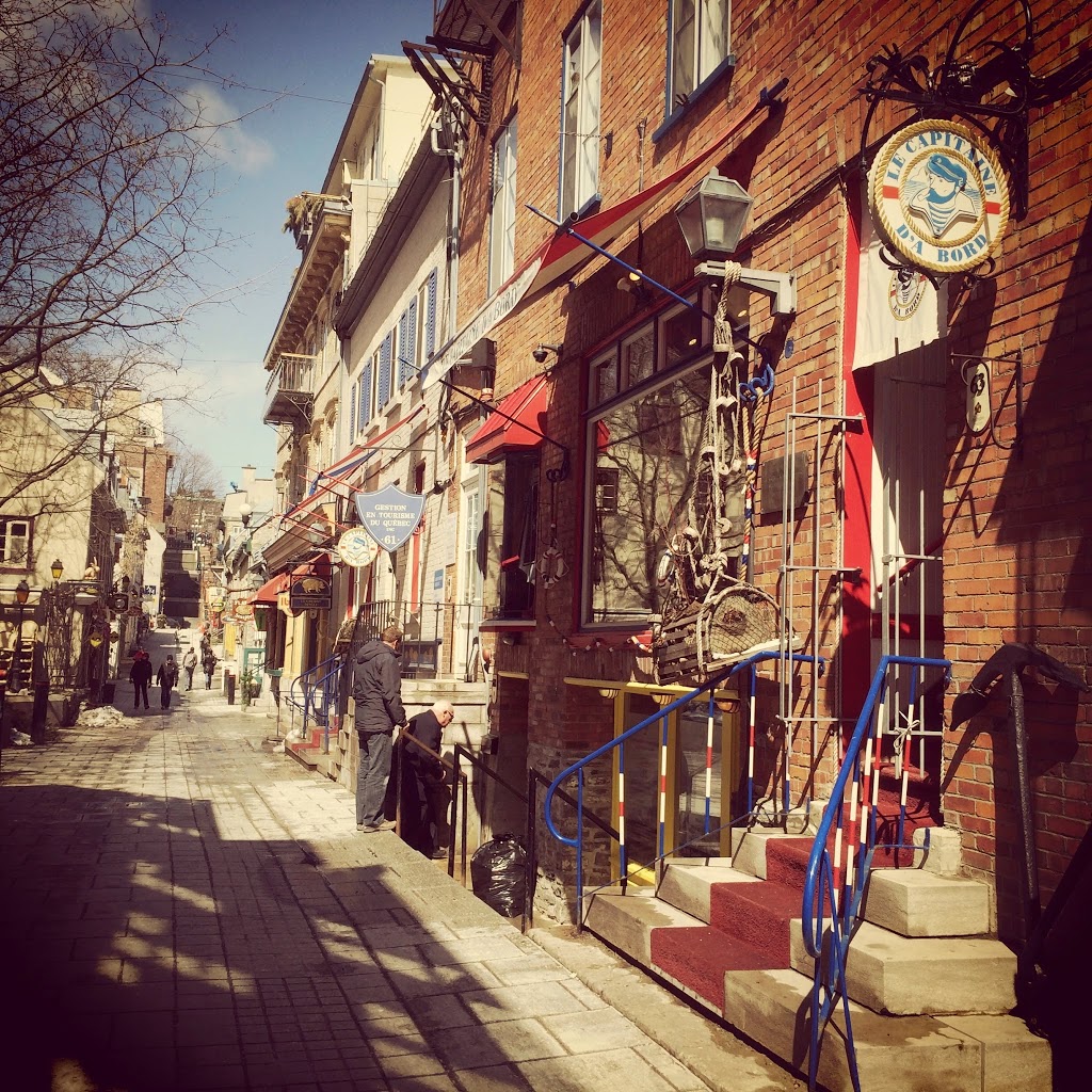 Le Capitaine Da Bord | 63 Rue du Petit Champlain, Québec, QC G1K 4H5, Canada | Phone: (418) 694-0624